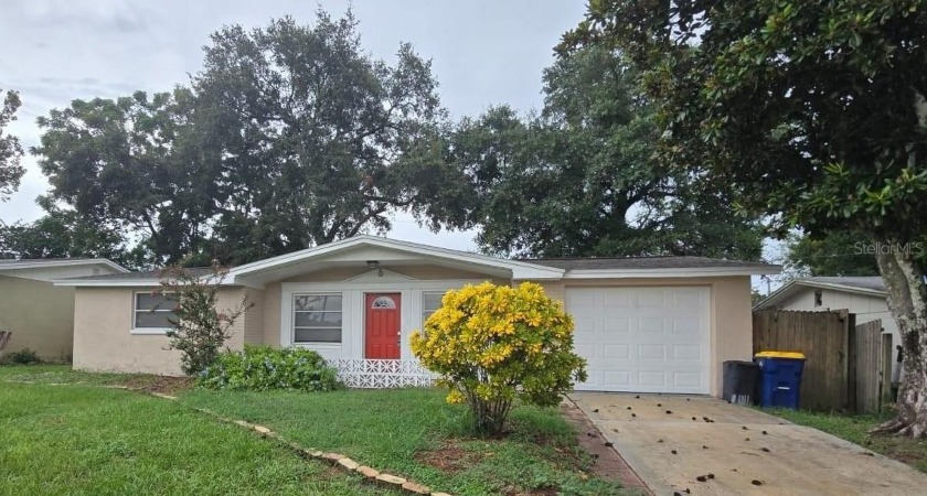 Now Available in Spring Lake Estates! Come see this charming - Beach Home for sale in New Port Richey, Florida on Beachhouse.com