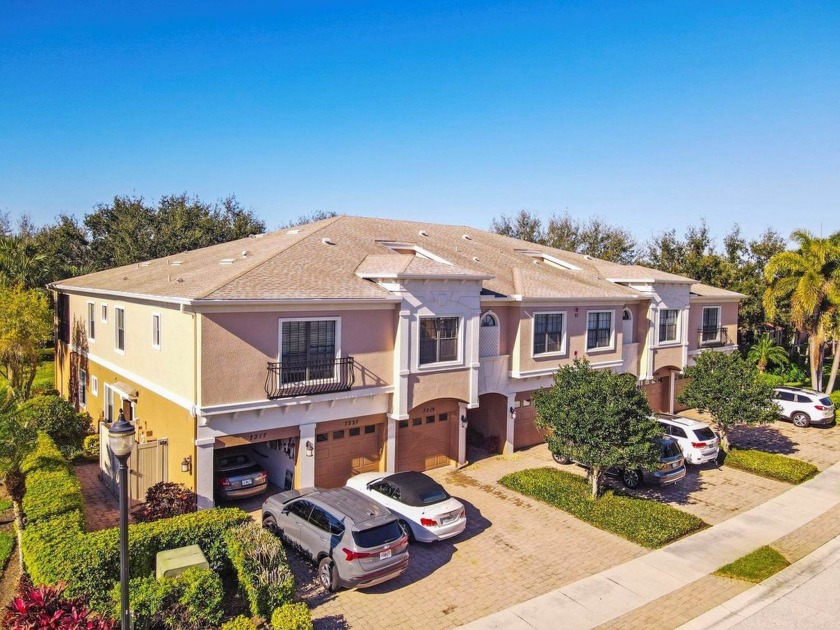 UPDATE-WITH THE NEW ROOFS, FINANCING IS NOW AN OPTION TO - Beach Townhome/Townhouse for sale in Bradenton, Florida on Beachhouse.com