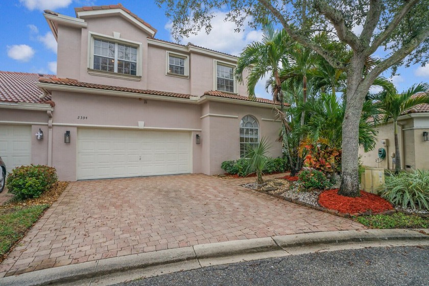 Exceptional Opportunity to Own a Lakefront Townhome in Andros - Beach Townhome/Townhouse for sale in West Palm Beach, Florida on Beachhouse.com