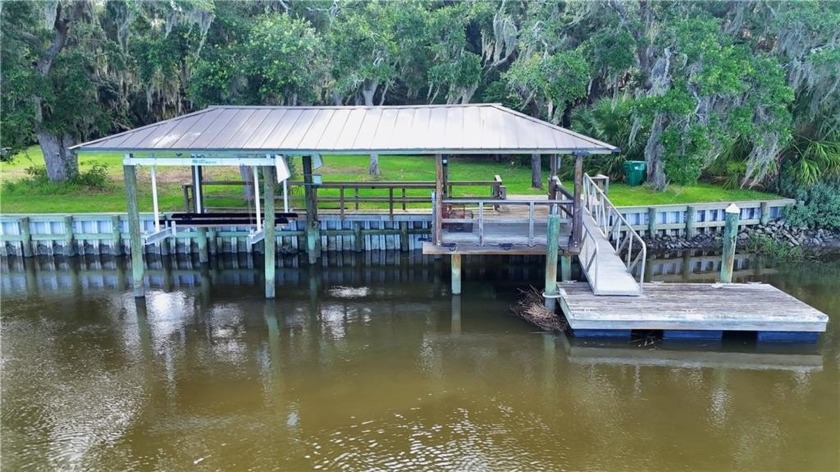Deep Water Lot with Dock  Lift on Tolomato Island - Guale Point - Beach Lot for sale in Darien, Georgia on Beachhouse.com