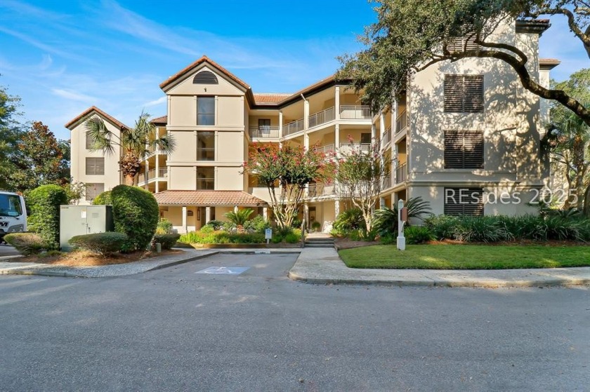 Discover an unbeatable opportunity on the Intracoastal Waterway - Beach Condo for sale in Hilton Head Island, South Carolina on Beachhouse.com