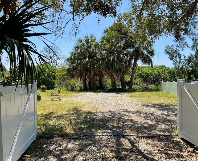 Beautiful Waterfront Lot on a Private Island! Only 2 minutes off - Beach Lot for sale in New Port Richey, Florida on Beachhouse.com