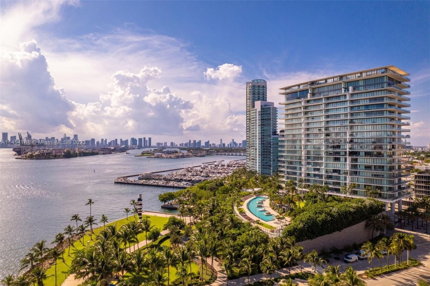 Sought after 4 bedroom at Apogee in prime South of Fifth - Beach Condo for sale in Miami Beach, Florida on Beachhouse.com