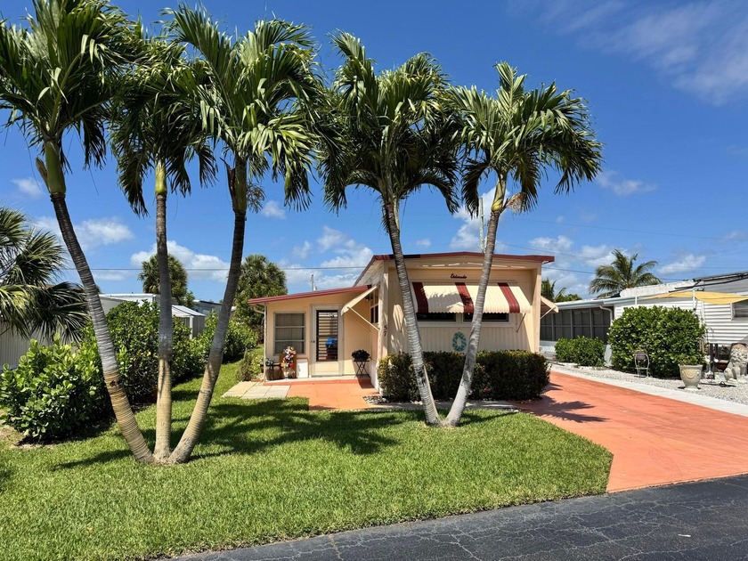 Charming Two Bedroom, One Bath in Woodbridge 55+ community. You - Beach Home for sale in Hobe Sound, Florida on Beachhouse.com