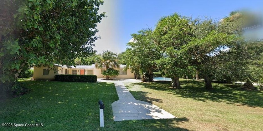 Oceanside Prestige in Veromar In the heart of Veromar, one of - Beach Home for sale in Vero Beach, Florida on Beachhouse.com