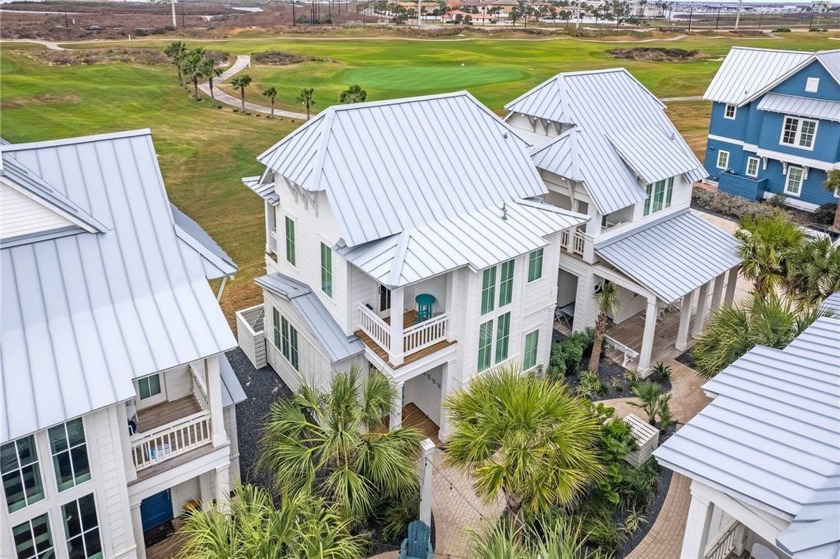 Casita #4 at 214 Sunset Avenue offers a seamless blend of - Beach Condo for sale in Port Aransas, Texas on Beachhouse.com