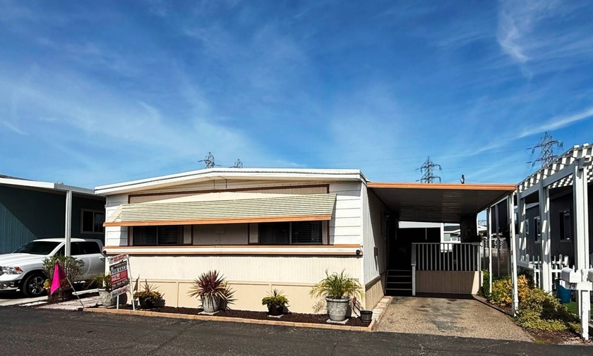 19350 Ward 73 - Beach Home for sale in Huntington Beach, California on Beachhouse.com