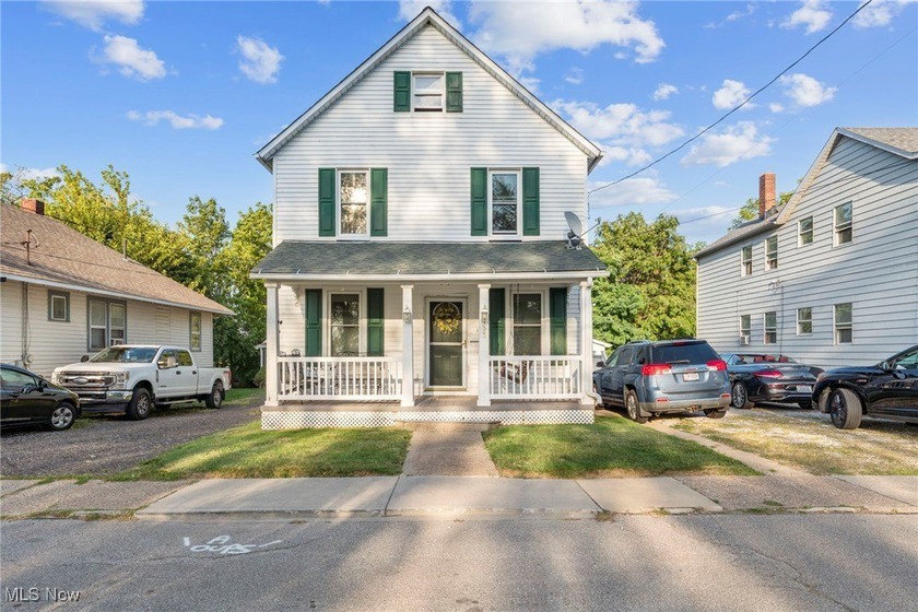 Nestled just minutes from the sparkling shores of Lake Erie - Beach Home for sale in Lorain, Ohio on Beachhouse.com