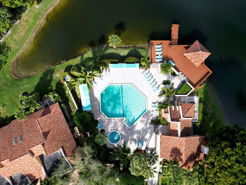 CREATE YOUR CUSTOM MASTERPIECE IN BOCA POINTEDiscover a rare - Beach Home for sale in Boca Raton, Florida on Beachhouse.com