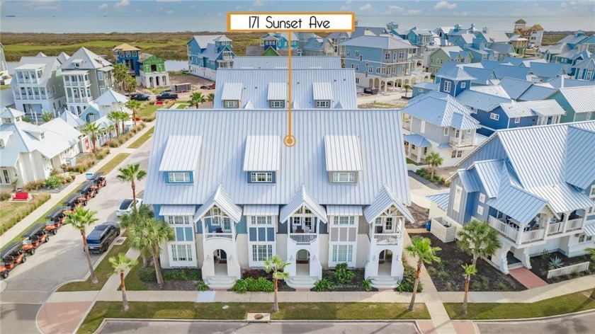RIDE THROUGH PALMILLA BEACH IN STYLE! 6 PASSENGER GOLF CART - Beach Townhome/Townhouse for sale in Port Aransas, Texas on Beachhouse.com