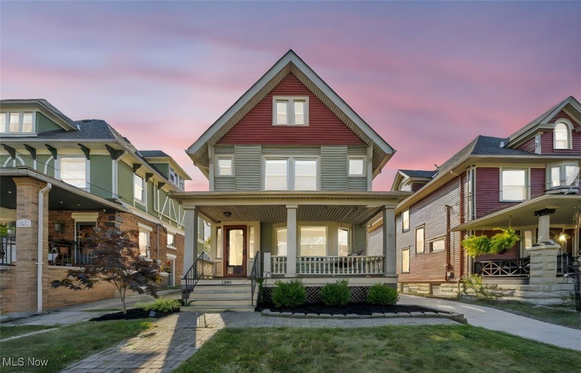 Welcome to 1484 Alameda Ave located in Lakewood. This beautiful - Beach Home for sale in Lakewood, Ohio on Beachhouse.com