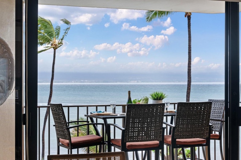 Milowai 302 · MIL 302 Oceanfront 2BD w Ocean Views Whale Watch - Beach Vacation Rentals in Wailuku, HI on Beachhouse.com