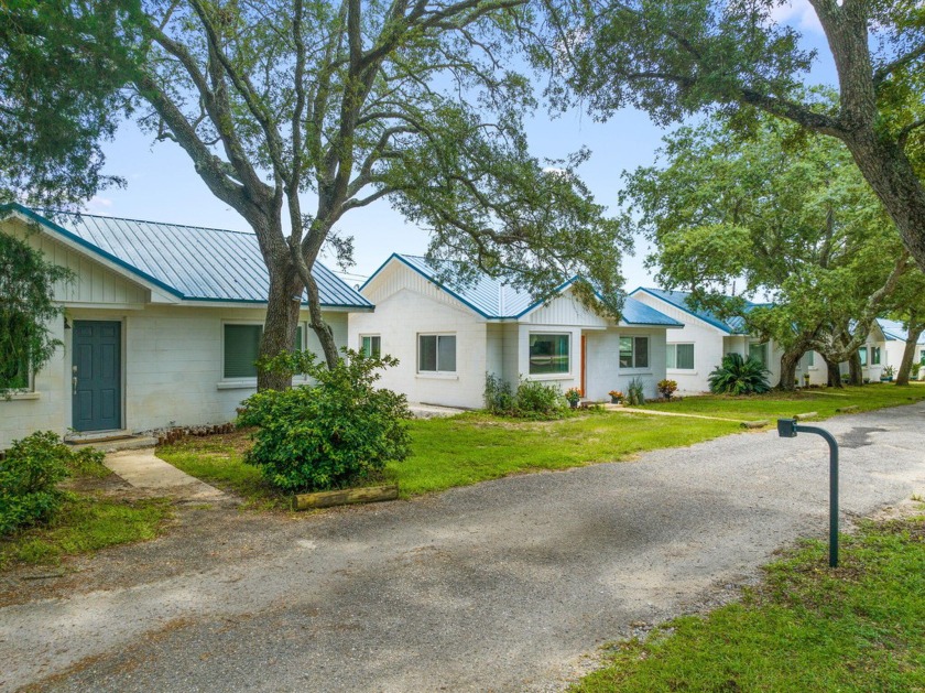 INVESTOR ALERT***Now on the market is one of the most unique - Beach Home for sale in Navarre, Florida on Beachhouse.com