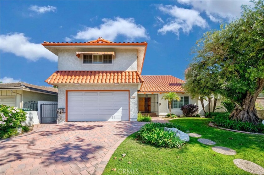 This is one of the largest homes in the west Torrance area, with - Beach Home for sale in Torrance, California on Beachhouse.com