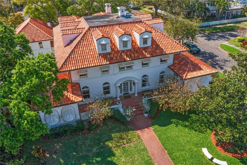 Magnificent 1920's Old NE Estate on 2 lots  with GuestHouse and - Beach Home for sale in St. Petersburg, Florida on Beachhouse.com