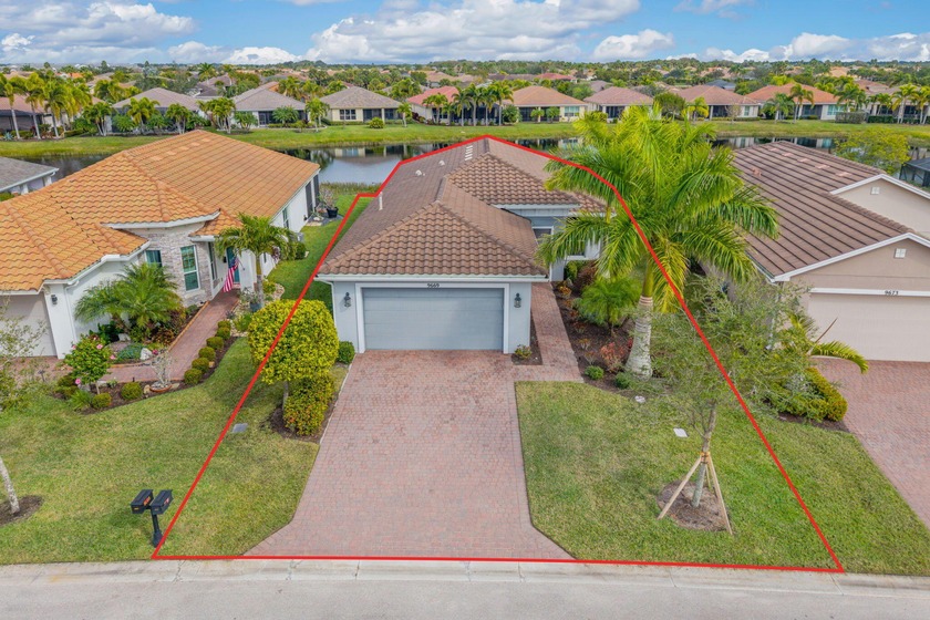 Meticulously designed Andalucia home in Vitalia at Tradition has - Beach Home for sale in Port Saint Lucie, Florida on Beachhouse.com