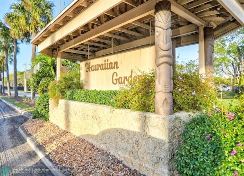 Welcome to Hawaiian Gardens, a 55+ community! This 2-bed, 2-bath - Beach Condo for sale in Lauderdale Lakes, Florida on Beachhouse.com