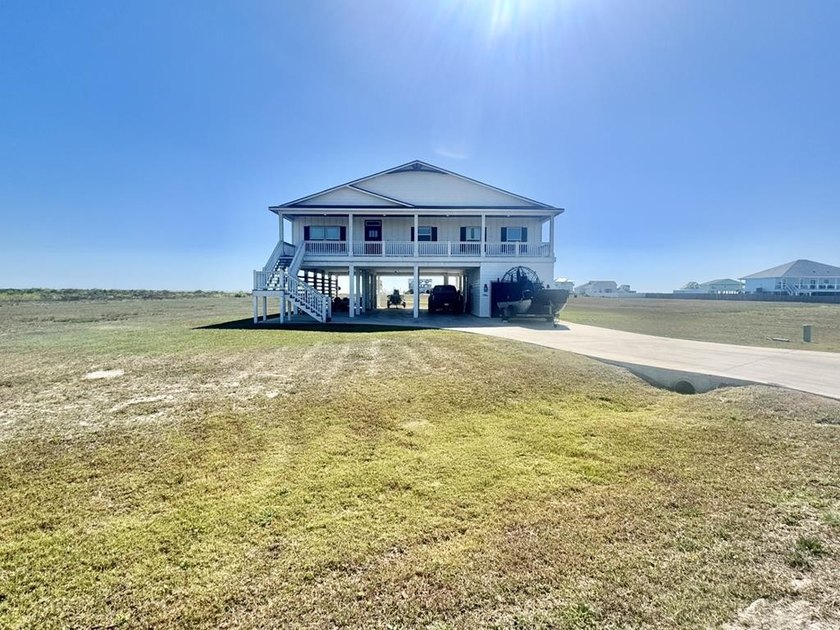 Beautiful custom-built 3- bedroom, 2-bath stilt home (2019) - Beach Home for sale in Rockport, Texas on Beachhouse.com