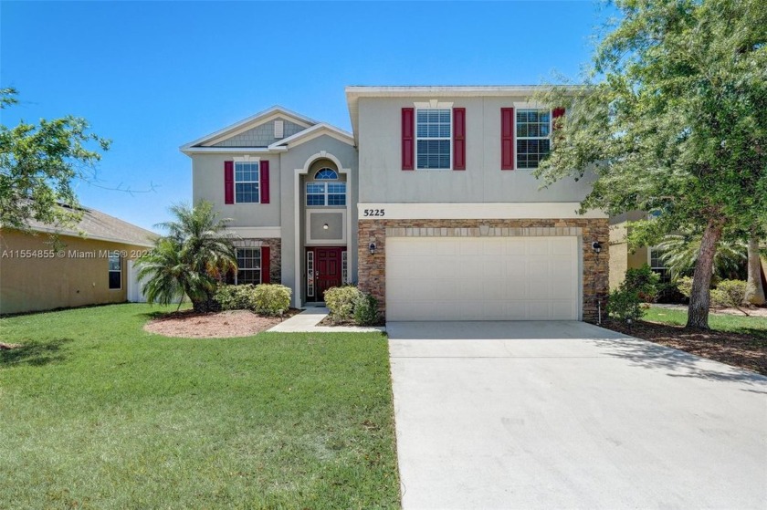 Welcome to this stunning 5 bedroom, 3 bathroom home! This - Beach Home for sale in Port Saint Lucie, Florida on Beachhouse.com