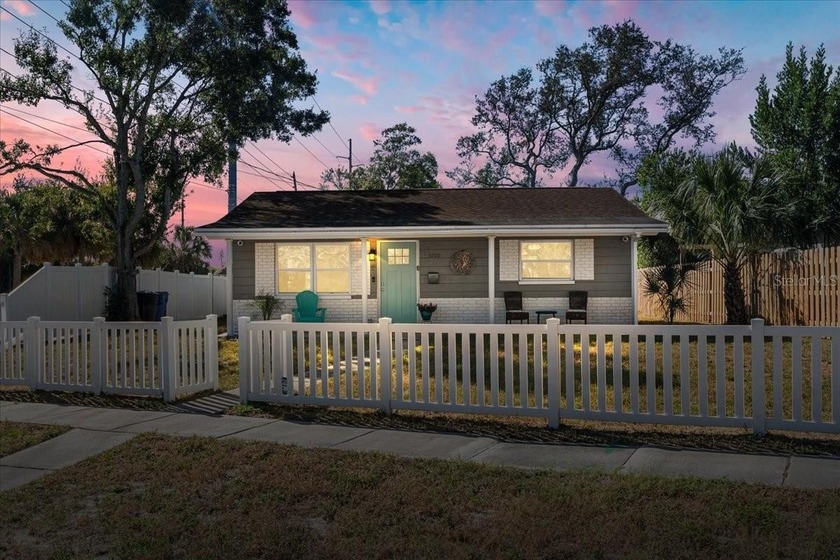 Move-in ready and meticulously cared for, this charming - Beach Home for sale in St. Petersburg, Florida on Beachhouse.com
