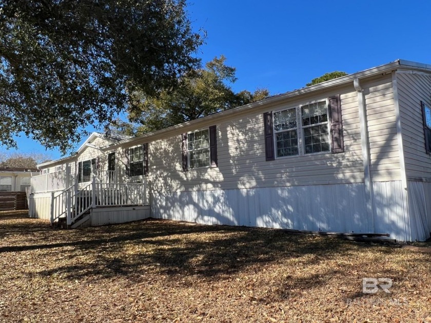 Large Coastal Home on a corner that backs up to a cul de sac - Beach Home for sale in Lillian, Alabama on Beachhouse.com