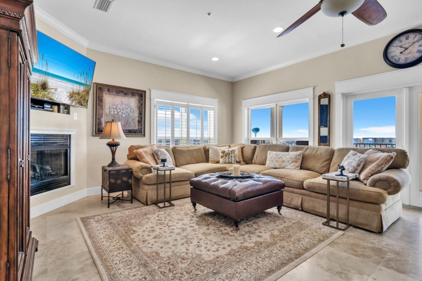RARE FIND UNDER $1M!! 5 bedroom Waterfront Penthouse! Nestled - Beach Condo for sale in Fort Walton Beach, Florida on Beachhouse.com