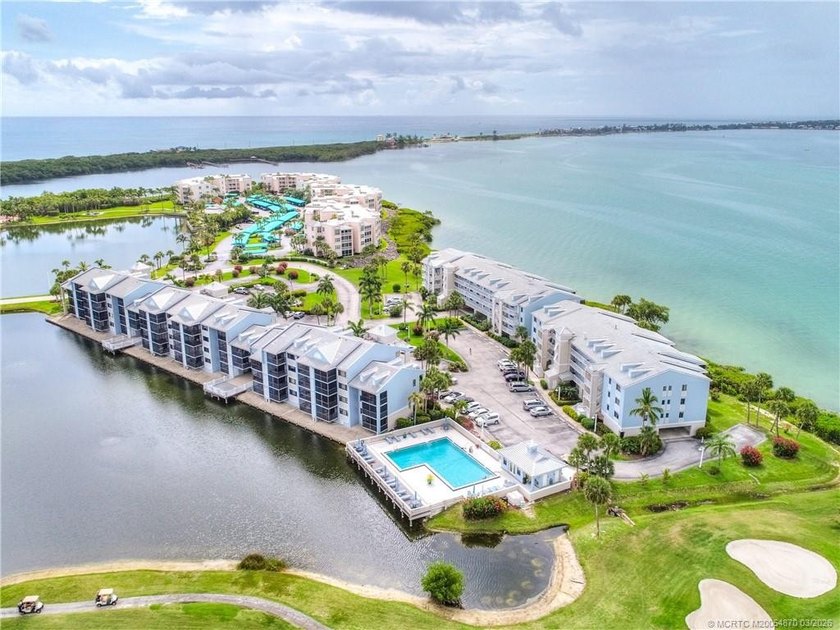 2 bedroom, 2 bath lakefront unit. You'll enjoy the private - Beach Condo for sale in Stuart, Florida on Beachhouse.com