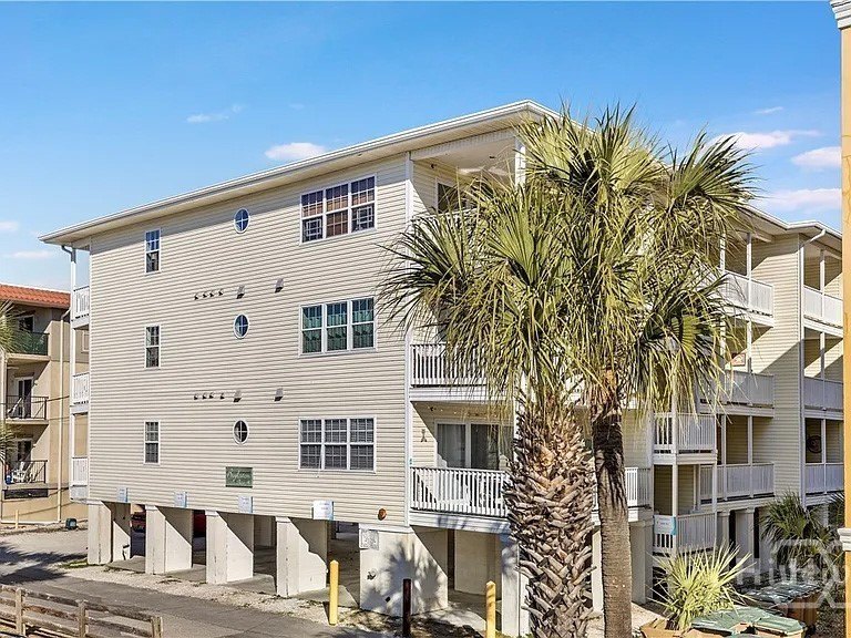Turnkey coastal living meets investment opportunity on Tybee - Beach Condo for sale in Tybee Island, Georgia on Beachhouse.com