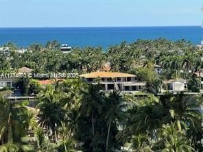 Bright and Immaculate unit 3 Beds/2 baths or den with a - Beach Condo for sale in Aventura, Florida on Beachhouse.com