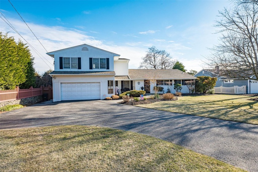 The views are spectacular...Welcome to your dream home in - Beach Home for sale in Babylon, New York on Beachhouse.com