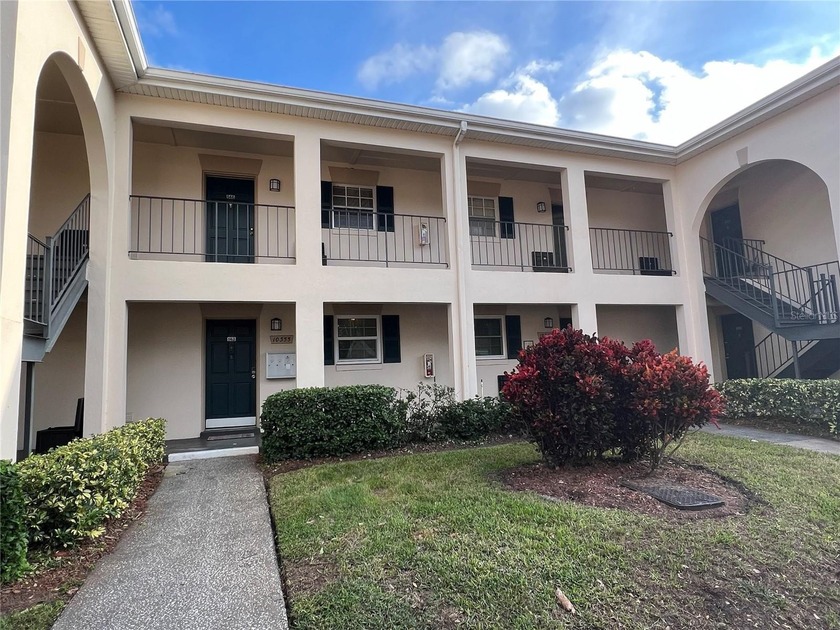 1/1 Condo in Carrollwood. If you long to live in Olde - Beach Condo for sale in Tampa, Florida on Beachhouse.com
