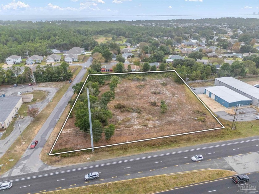 Prime commercial lot with 280 feet of high-visibility frontage - Beach Acreage for sale in Gulf Breeze, Florida on Beachhouse.com