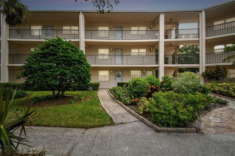 Prime Location Condo for Sale. Perfect Blend of Comfort and - Beach Condo for sale in Dunedin, Florida on Beachhouse.com