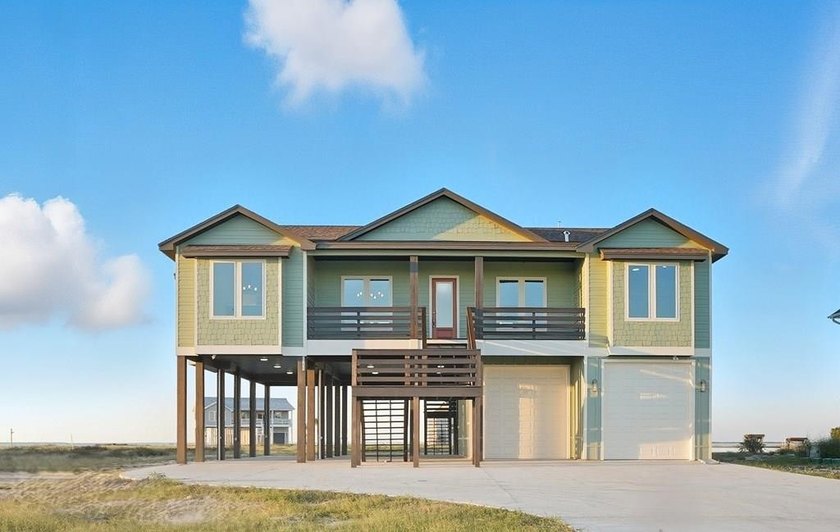Experience this unique lifestyle with this exquisite stilt home - Beach Home for sale in Rockport, Texas on Beachhouse.com