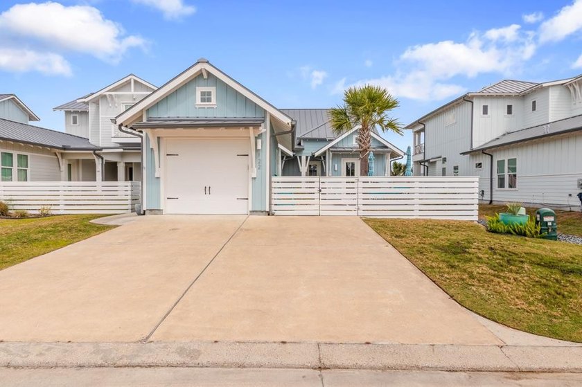Experience easy coastal living in this beautifully designed - Beach Home for sale in Rockport, Texas on Beachhouse.com