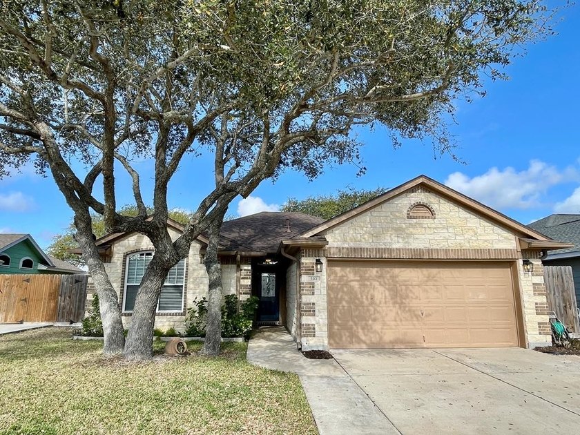 This classy model home by Hogan Homes is searching for someone - Beach Home for sale in Fulton, Texas on Beachhouse.com