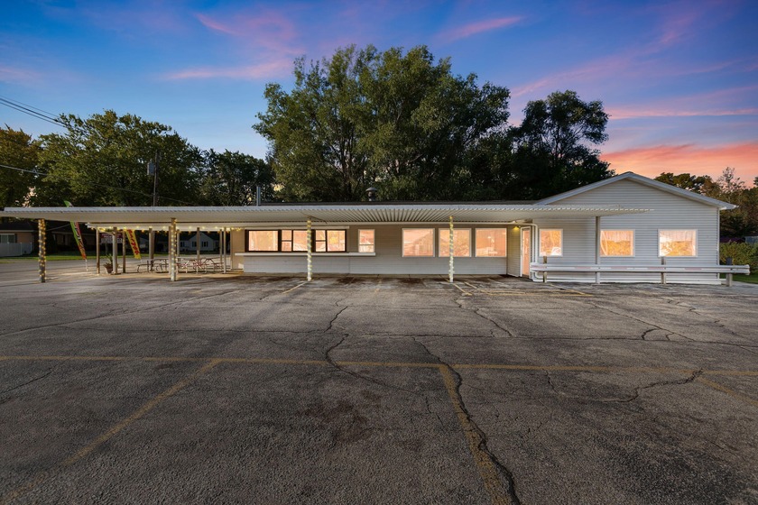 An exciting investment opportunity is now available in the heart - Beach Commercial for sale in Coloma, Michigan on Beachhouse.com
