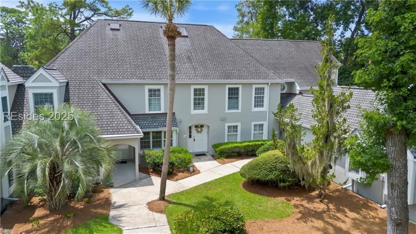 Welcome to this 2BR/2.5BA Evian villa in Shipyard, offering some - Beach Condo for sale in Hilton Head Island, South Carolina on Beachhouse.com