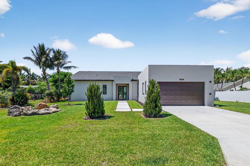 Beautiful 2025 new construction home, on a spacious 13,000 sq ft - Beach Home for sale in Palm Springs, Florida on Beachhouse.com