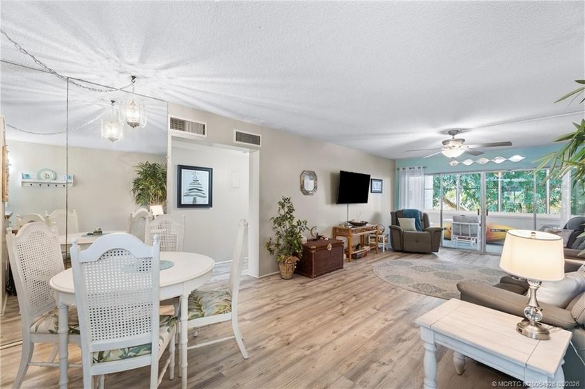 Fully furnished 2-bedroom, 2-bath condo in Jensen Beach, Florida - Beach Condo for sale in Jensen Beach, Florida on Beachhouse.com