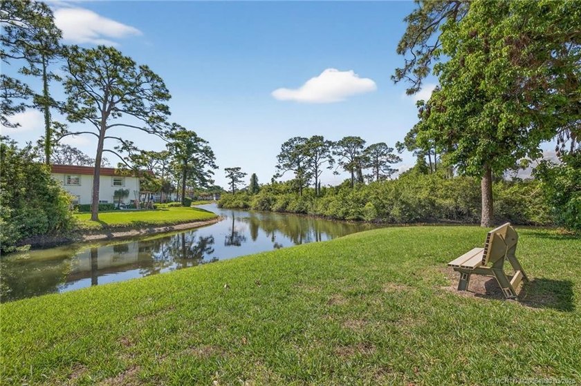 A lovely corner location featuring abundant natural light - Beach Condo for sale in Stuart, Florida on Beachhouse.com