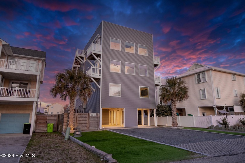 Welcome to some of the best views in Surf City! 106 Charlotte - Beach Home for sale in Surf City, North Carolina on Beachhouse.com