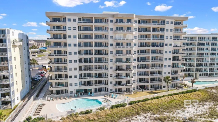 Exceptional unit at The Enclave in Orange Beach! This stunning - Beach Home for sale in Orange Beach, Alabama on Beachhouse.com