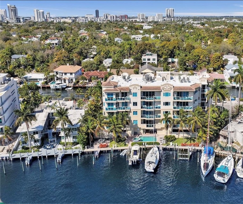 Come for the views, buy it for the luxury.  

Experience - Beach Condo for sale in Fort Lauderdale, Florida on Beachhouse.com