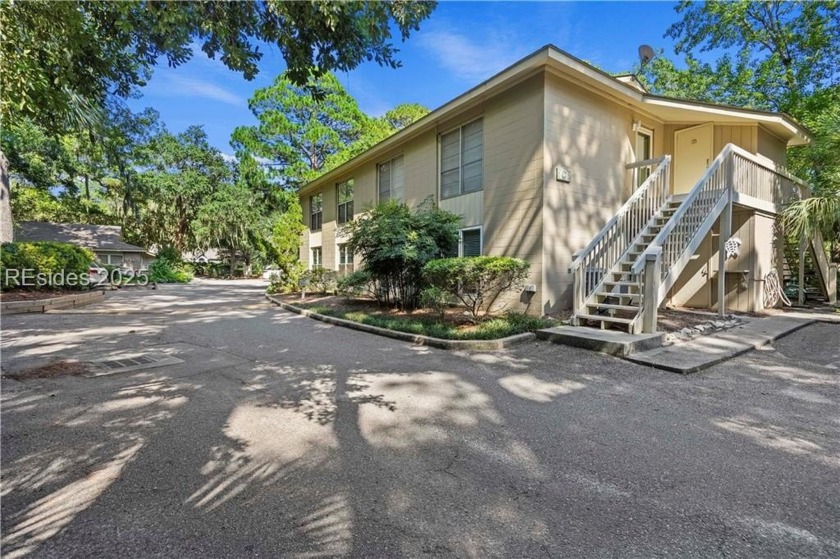 Discover this charming, fully furnished, 1BR/1BA villa in the - Beach Condo for sale in Hilton Head Island, South Carolina on Beachhouse.com