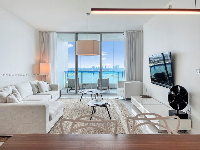 Breathtaking Bay views from its spacious balcony This 3 bed 3 - Beach Condo for sale in Miami, Florida on Beachhouse.com