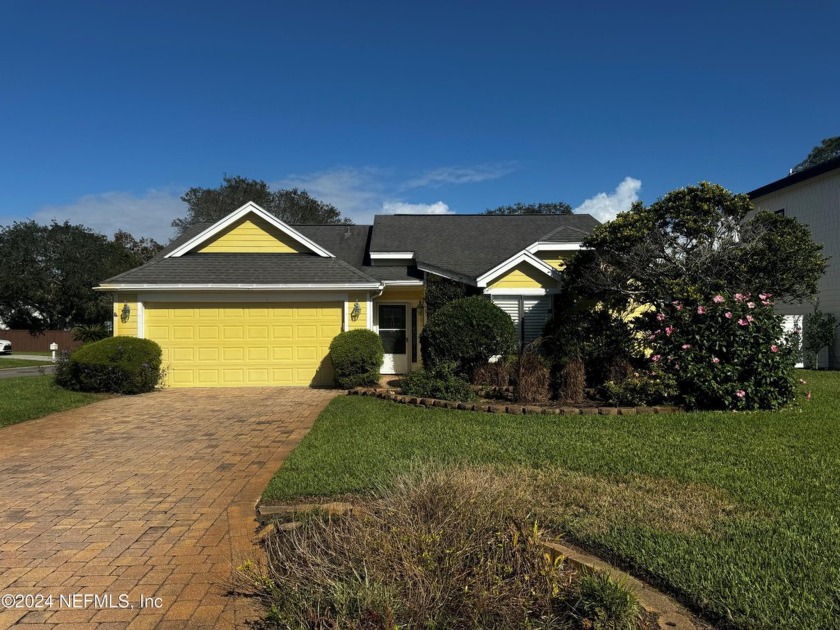 Investor's Dream in Ponte Vedra Beach! This 3 bedroom, 2 bath - Beach Home for sale in Ponte Vedra Beach, Florida on Beachhouse.com