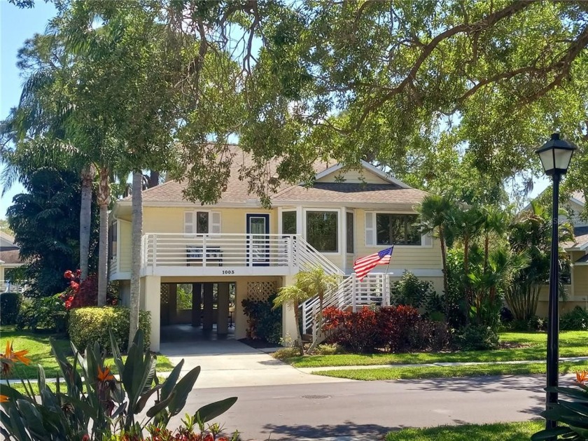 Key West style home with pond view! This well kept home is - Beach Home for sale in Tarpon Springs, Florida on Beachhouse.com