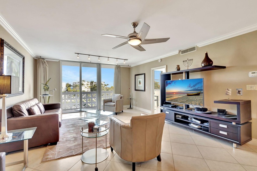 ATTENTION Primary Residents, Investors & Aquatic Enthusiasts! - Beach Condo for sale in Palm Beach, Florida on Beachhouse.com