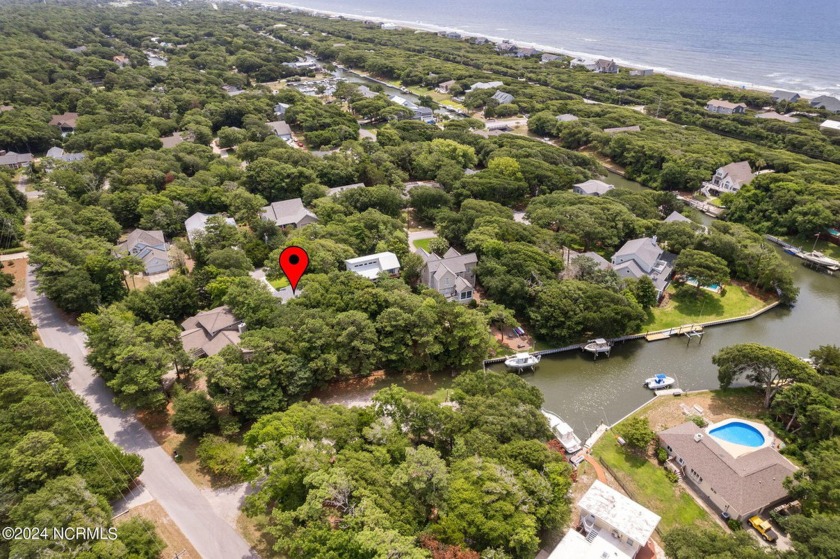 Welcome to this gorgeous home, situated in a quiet cul-de-sac - Beach Home for sale in Pine Knoll Shores, North Carolina on Beachhouse.com